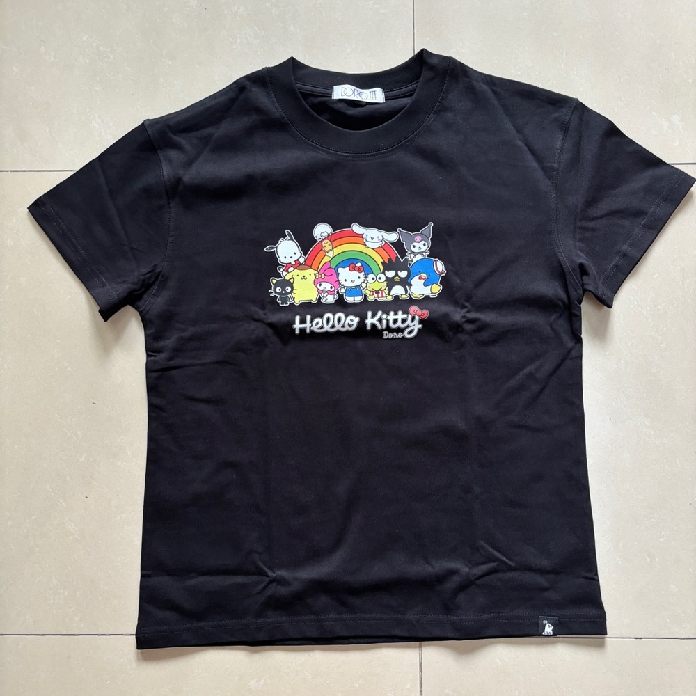 New black graphic tee Hello Kitty and Friends Rainbow cotton size S Unisex